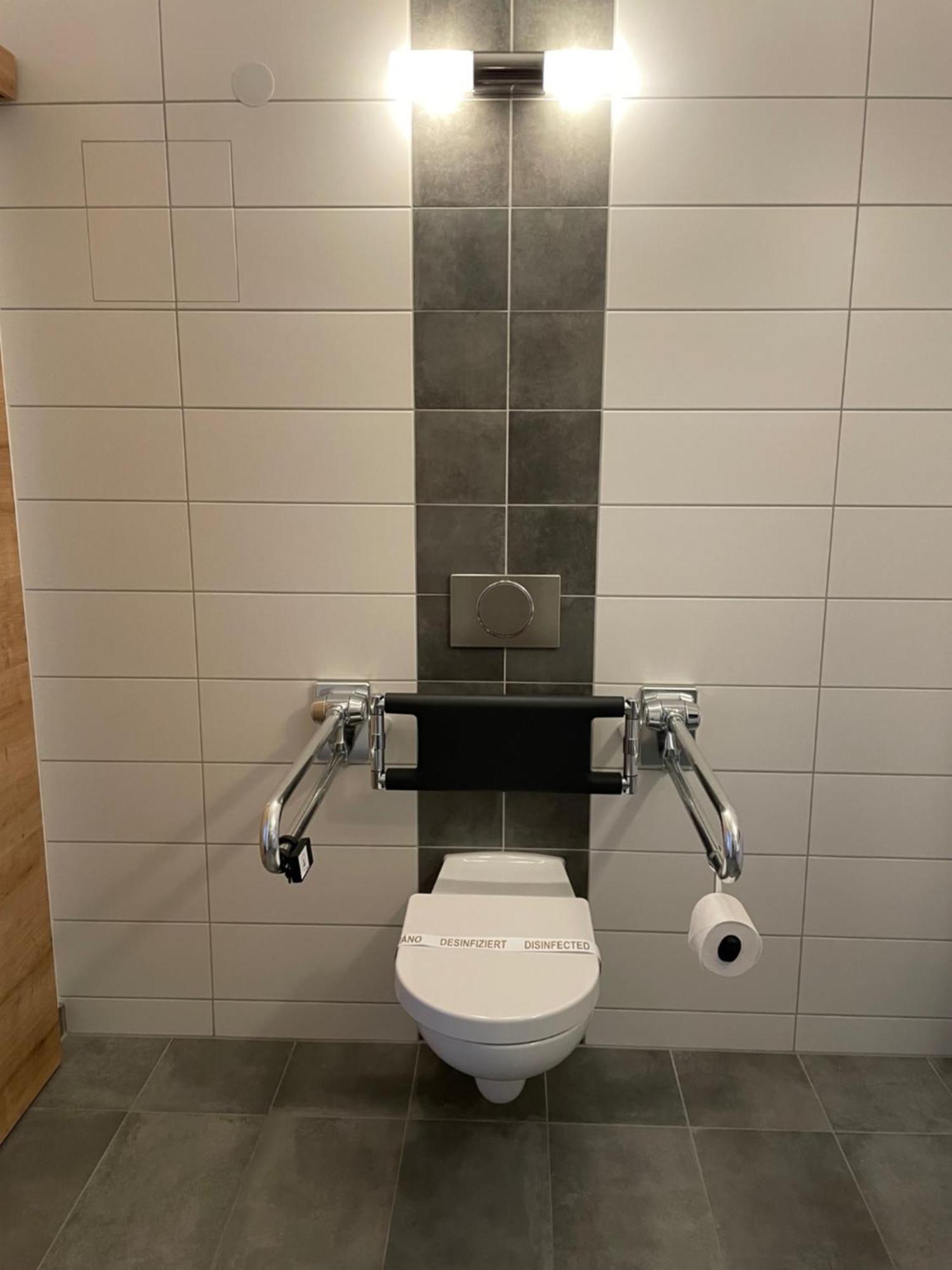 Hotel Zum Hirsch Wertingen Ruang foto
