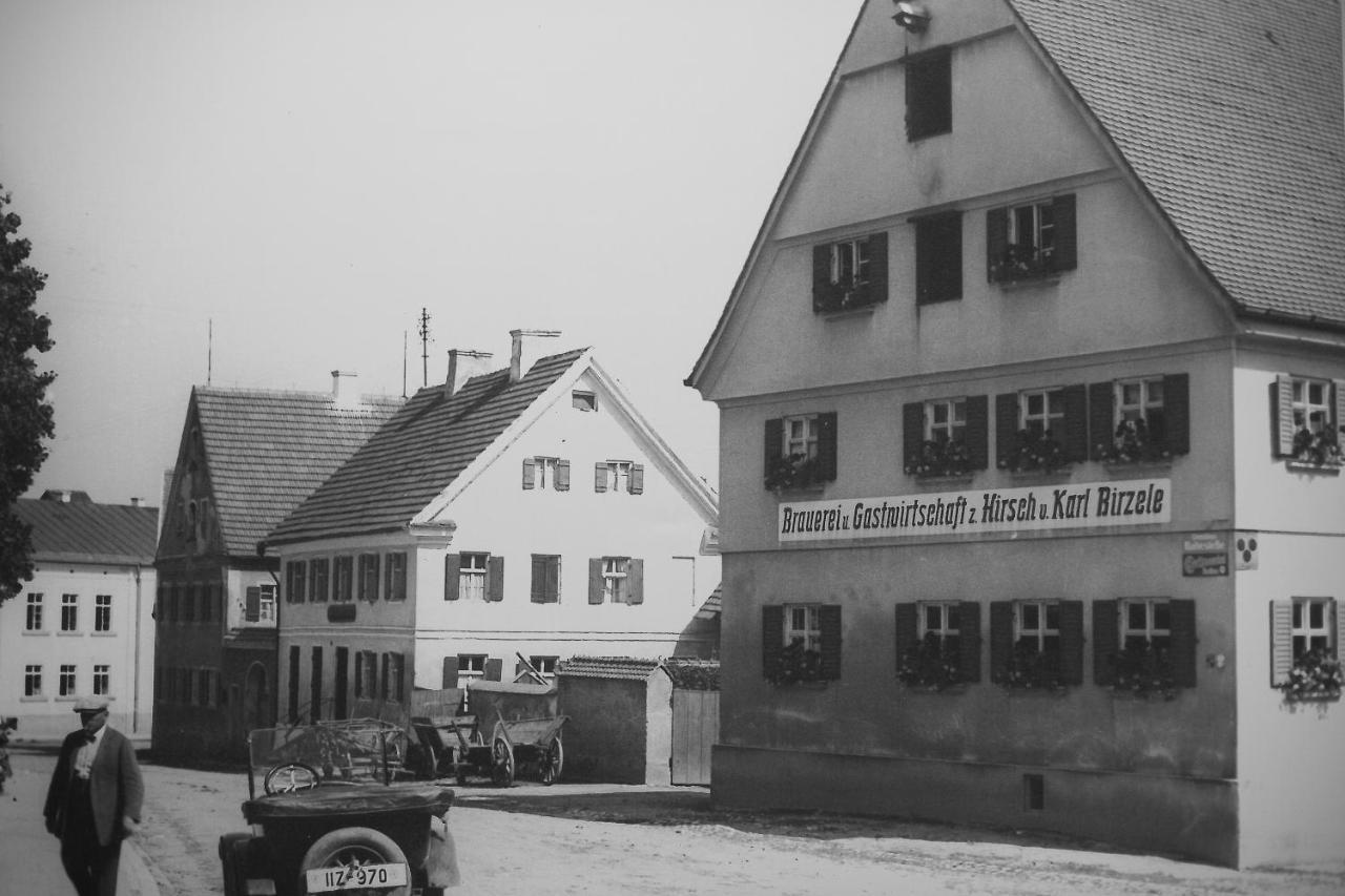 Hotel Zum Hirsch Wertingen Bagian luar foto